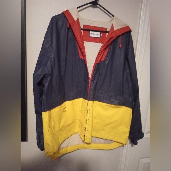 London Fog Other - London Fog men's vintage windbreaker/raincoat with hood